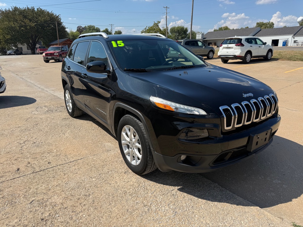 Photo 7 of this JEEP CHEROKEE