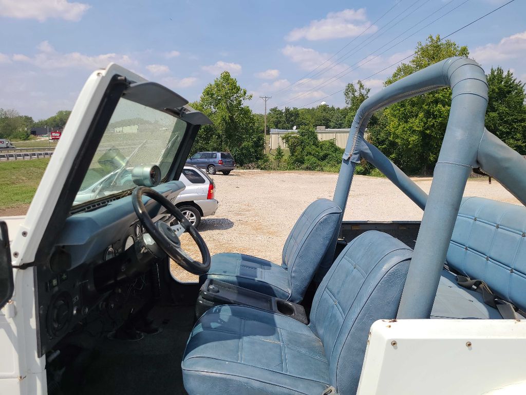 Photo 9 of this JEEP CJ7