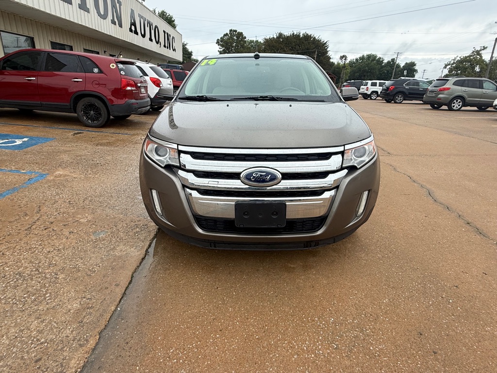 Photo 8 of this FORD EDGE