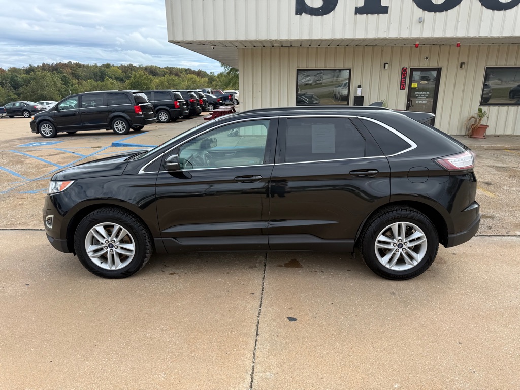 Photo 2 of this FORD EDGE