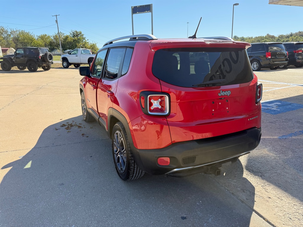 Photo 3 of this JEEP RENEGADE