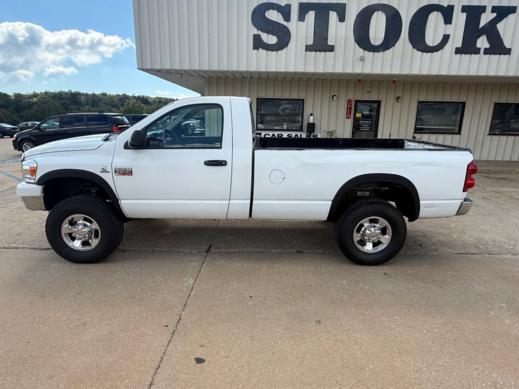 Photo 2 of this DODGE RAM 2500