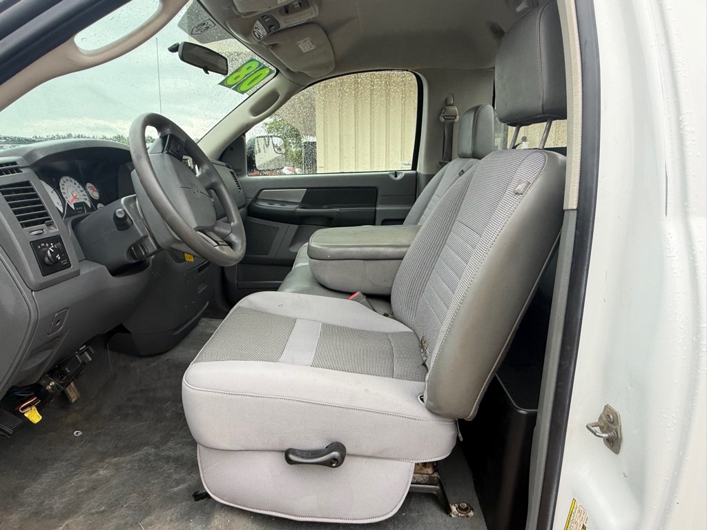 Photo 10 of this DODGE RAM 2500