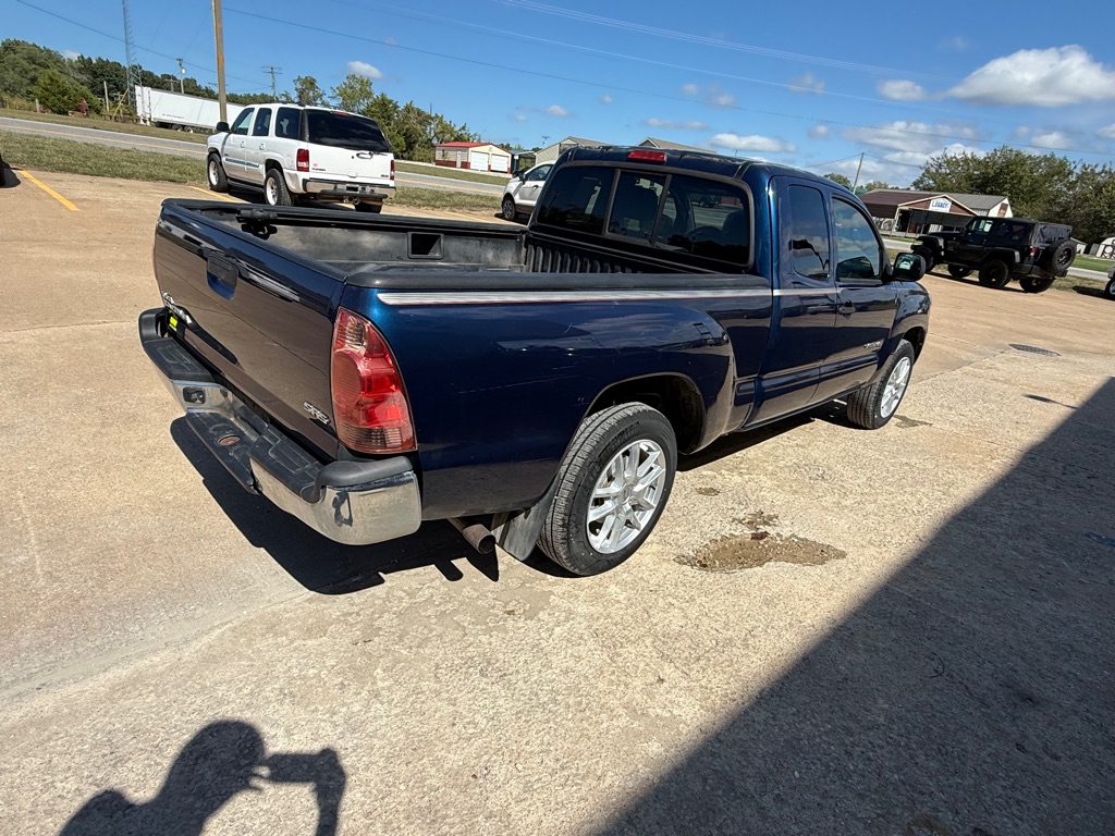 Photo 5 of this TOYOTA TACOMA