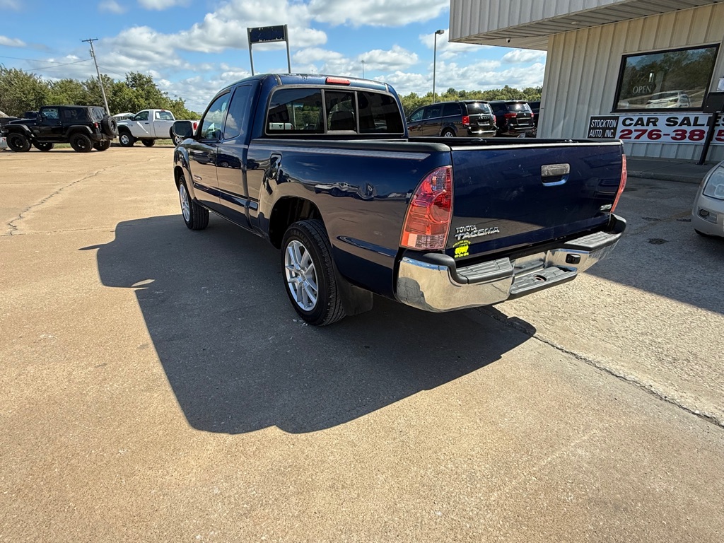 Photo 3 of this TOYOTA TACOMA