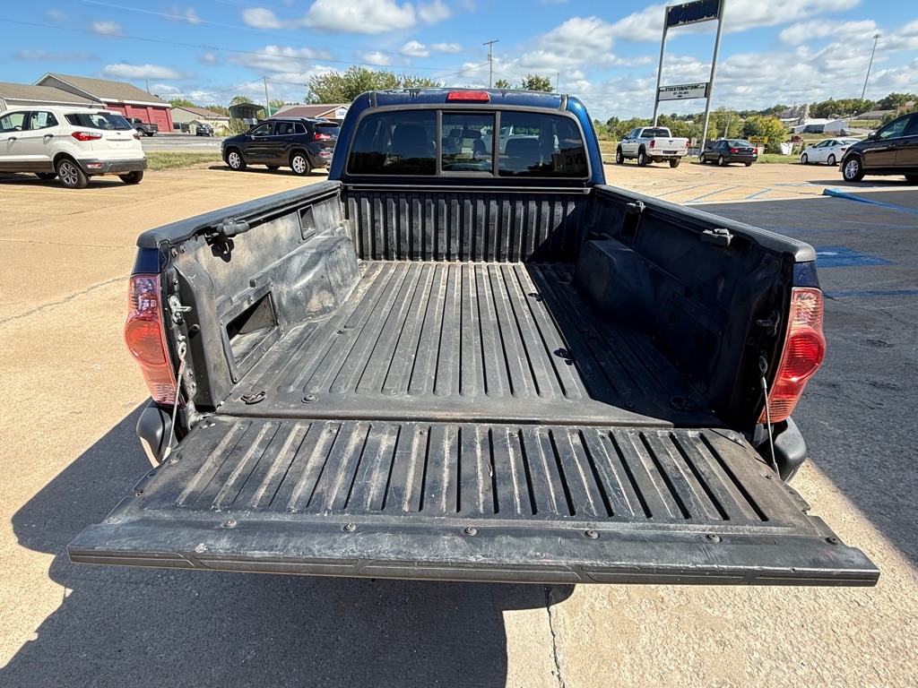Photo 9 of this TOYOTA TACOMA
