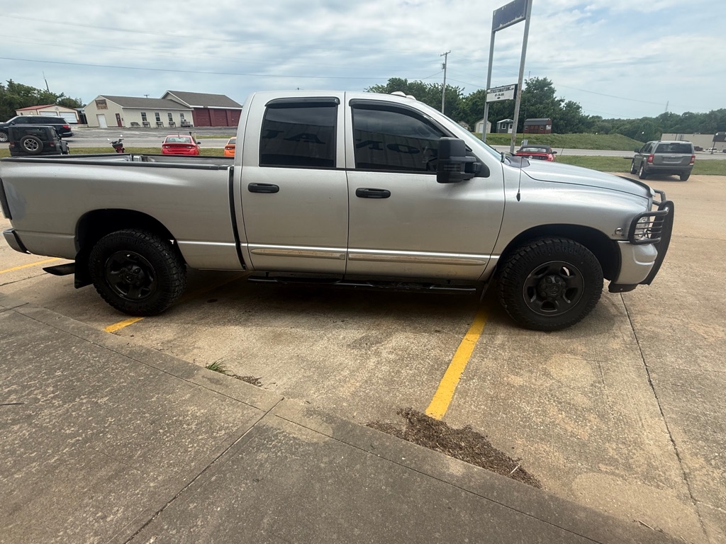 Photo 6 of this DODGE RAM 3500