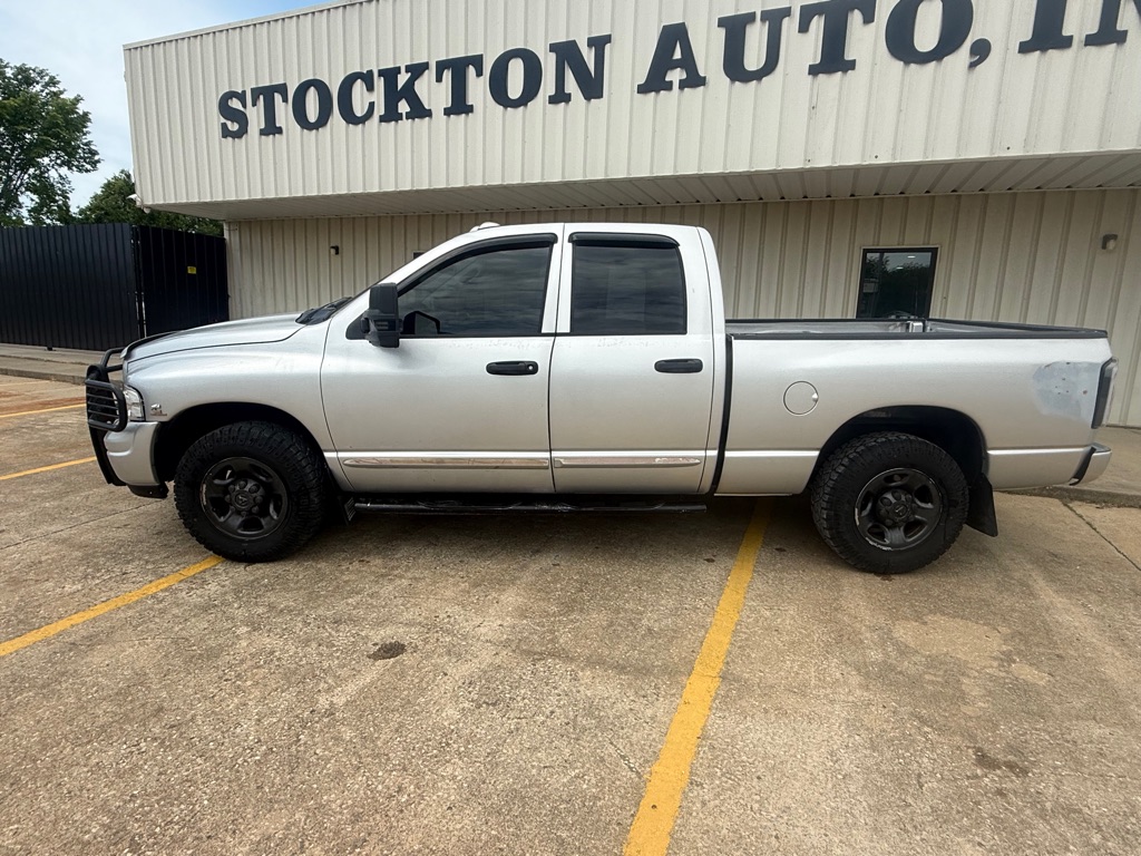 Photo 2 of this DODGE RAM 3500