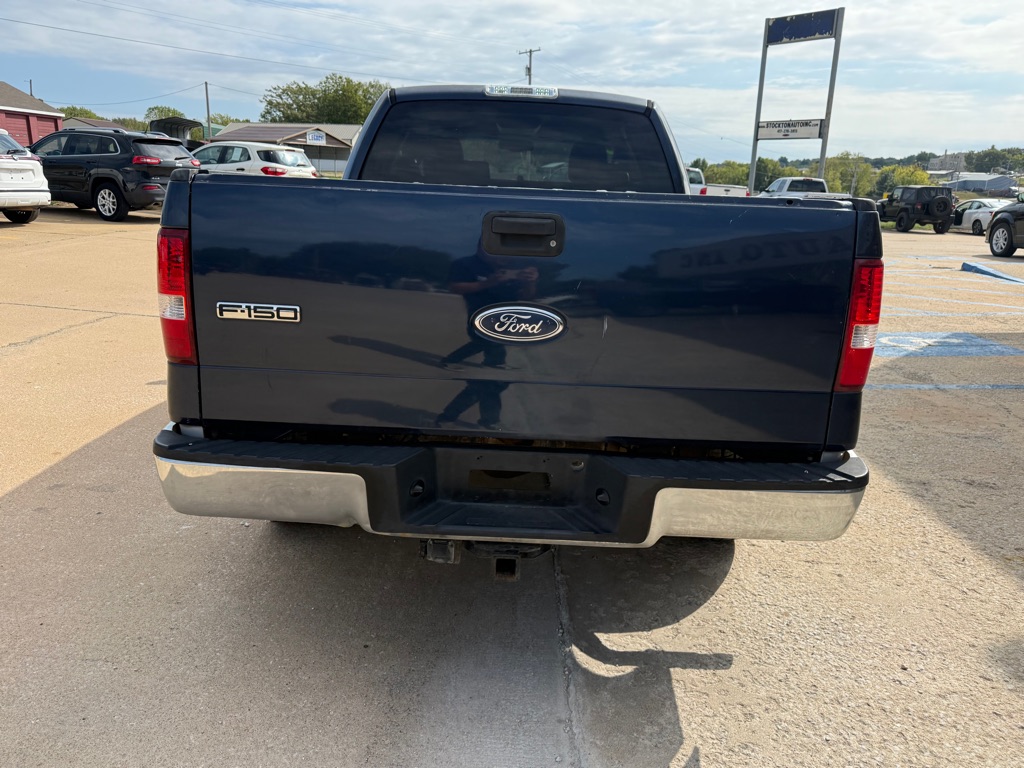 Photo 4 of this FORD F150