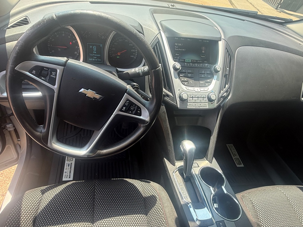 Photo 14 of this CHEVROLET EQUINOX