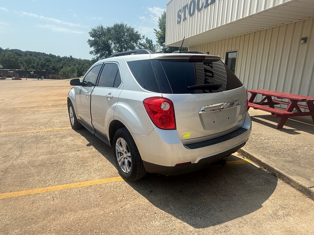 Photo 3 of this CHEVROLET EQUINOX