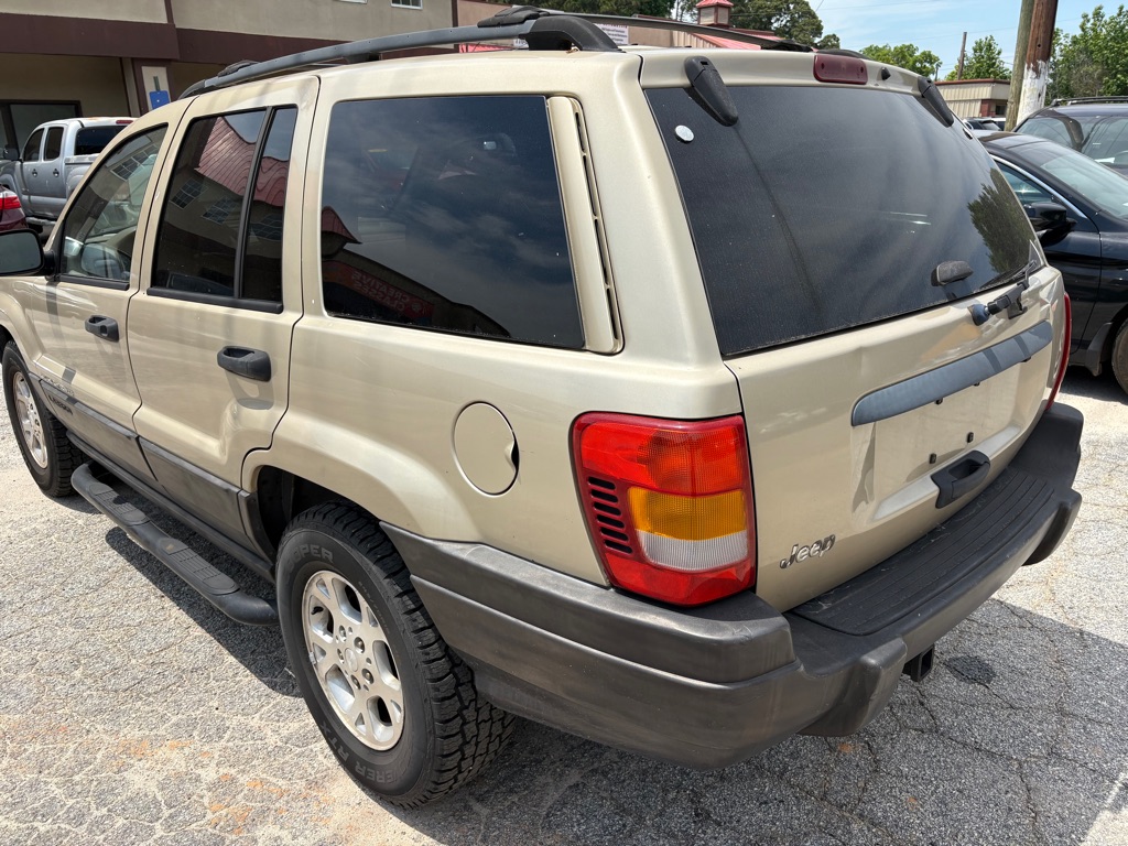 Photo 3 of this JEEP GRAND CHEROKEE