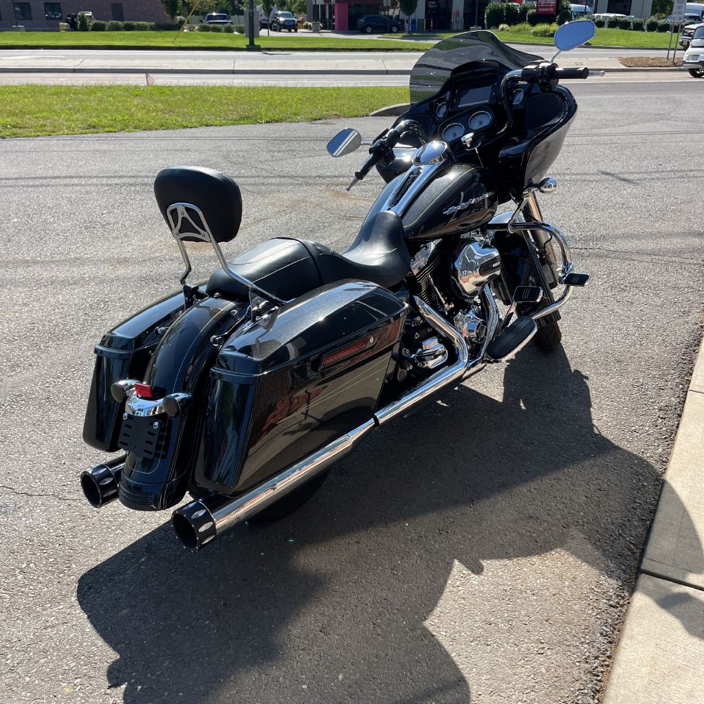 Photo 3 of this HARLEY DAV ROAD GLIDE