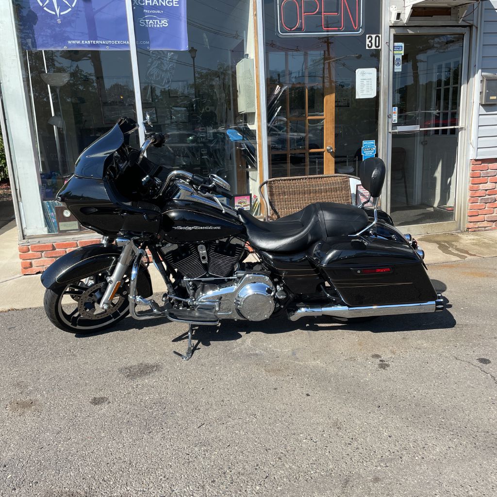 Photo 6 of this HARLEY DAV ROAD GLIDE