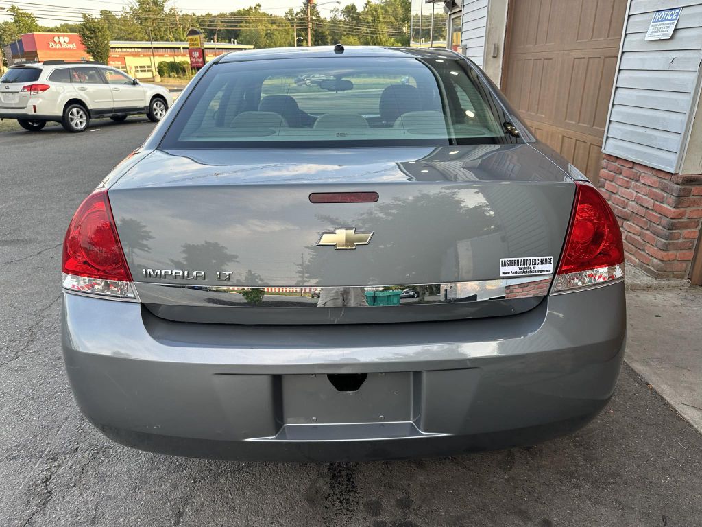 Photo 4 of this CHEVROLET IMPALA