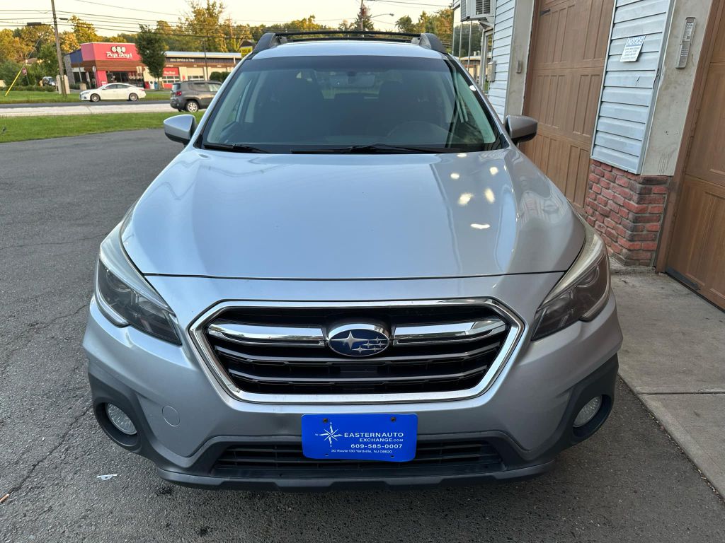 Photo 8 of this SUBARU OUTBACK