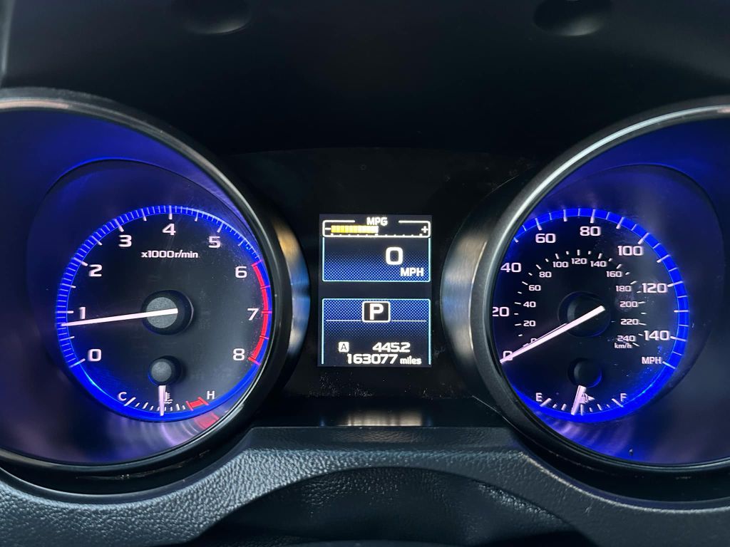 Photo 18 of this SUBARU OUTBACK