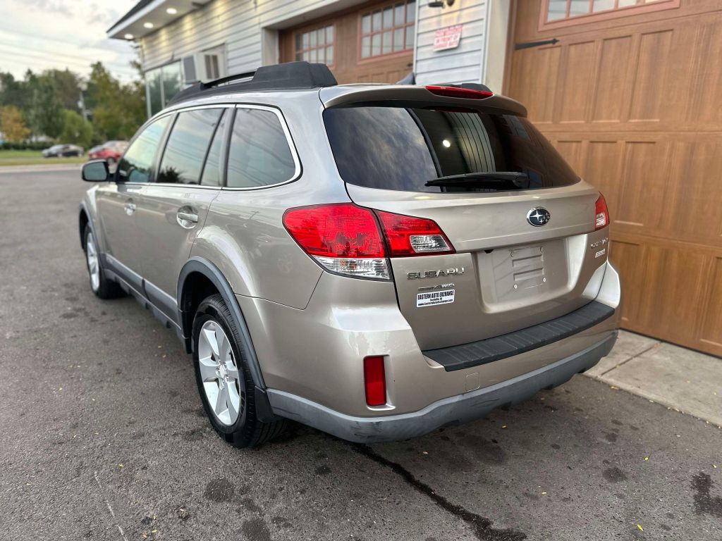 Photo 5 of this SUBARU OUTBACK