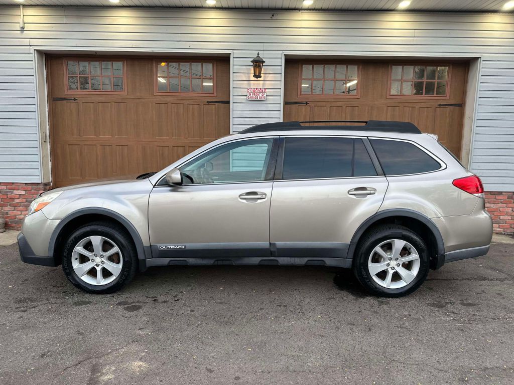 Photo 6 of this SUBARU OUTBACK