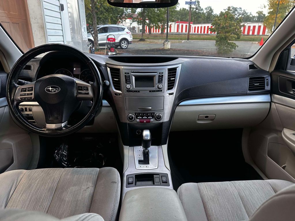 Photo 11 of this SUBARU OUTBACK
