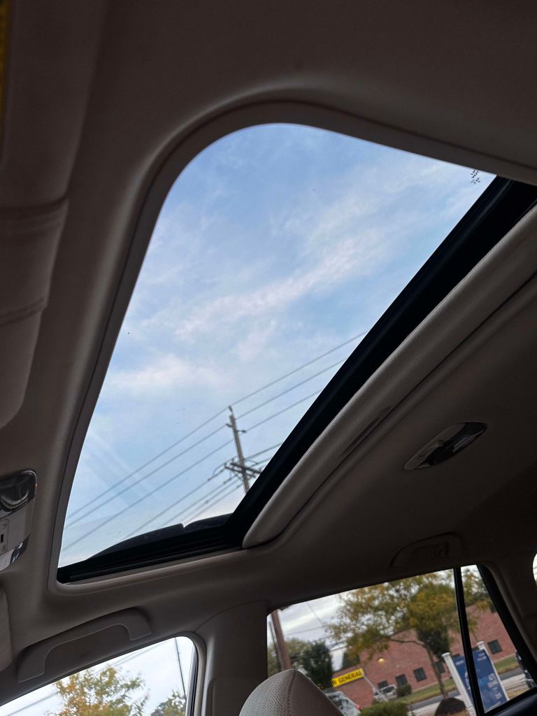 Photo 14 of this SUBARU OUTBACK
