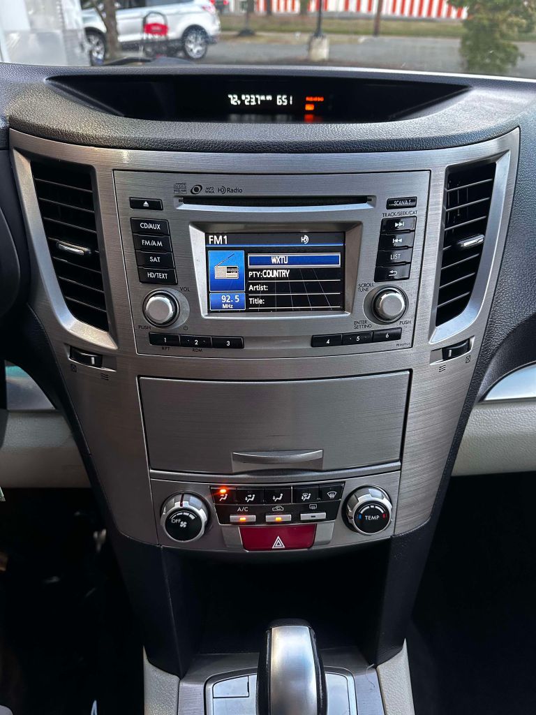 Photo 16 of this SUBARU OUTBACK
