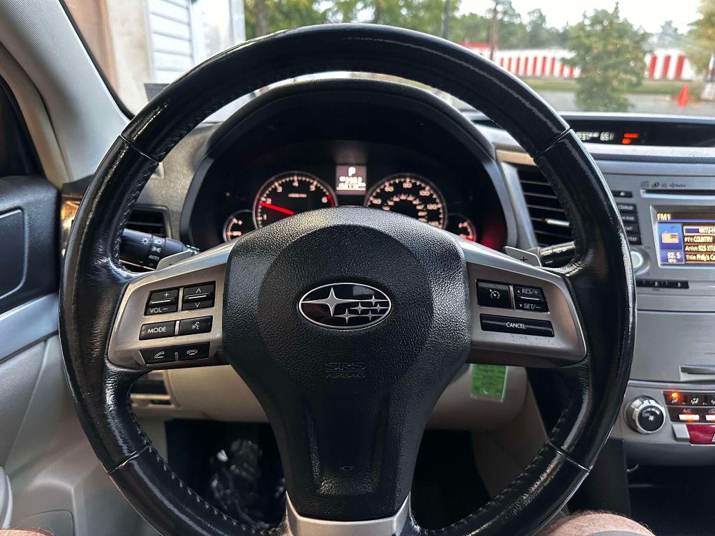 Photo 18 of this SUBARU OUTBACK