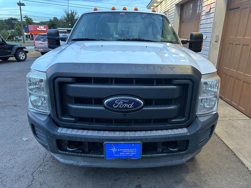 Photo 7 of this FORD F350