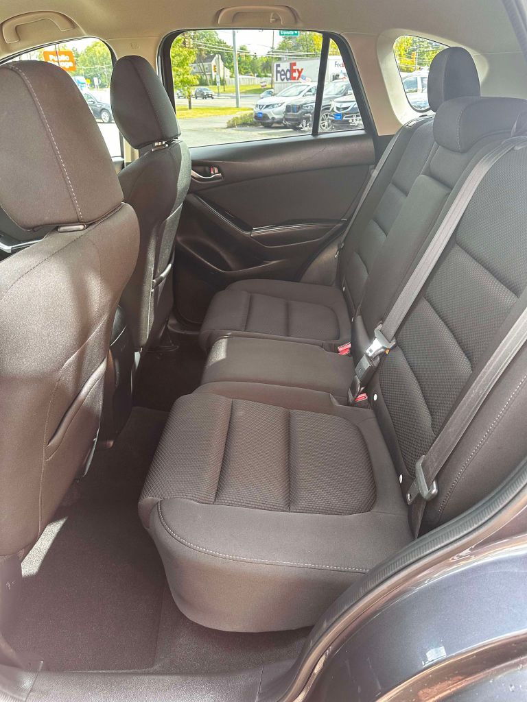 Photo 10 of this MAZDA CX-5