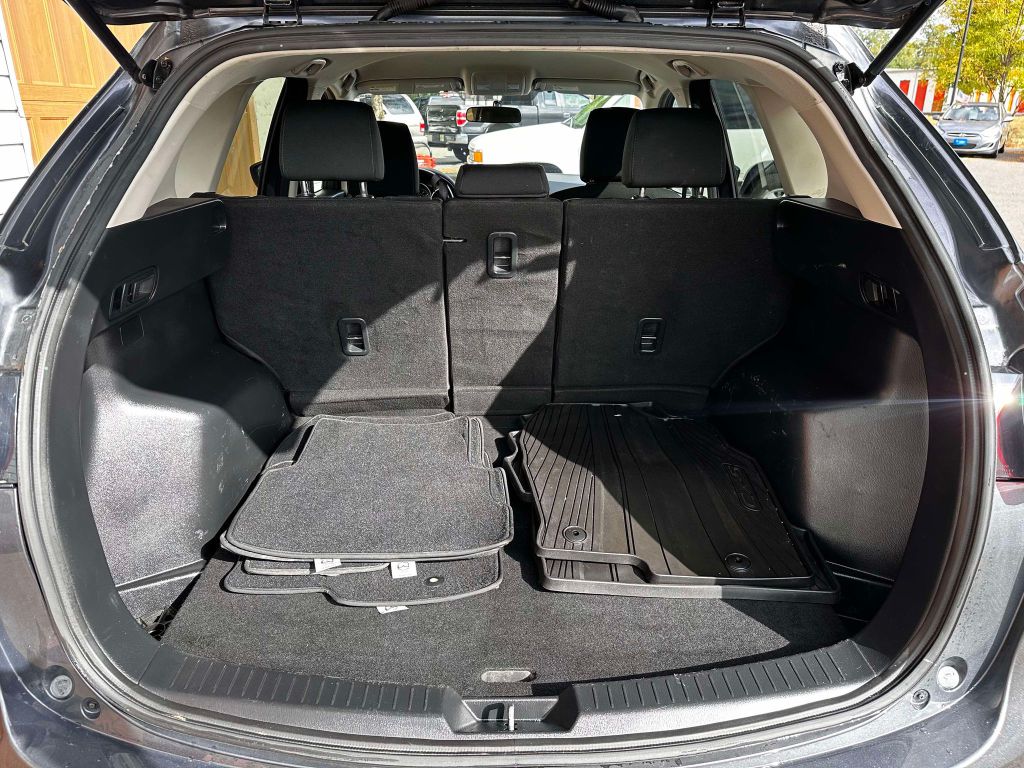 Photo 12 of this MAZDA CX-5