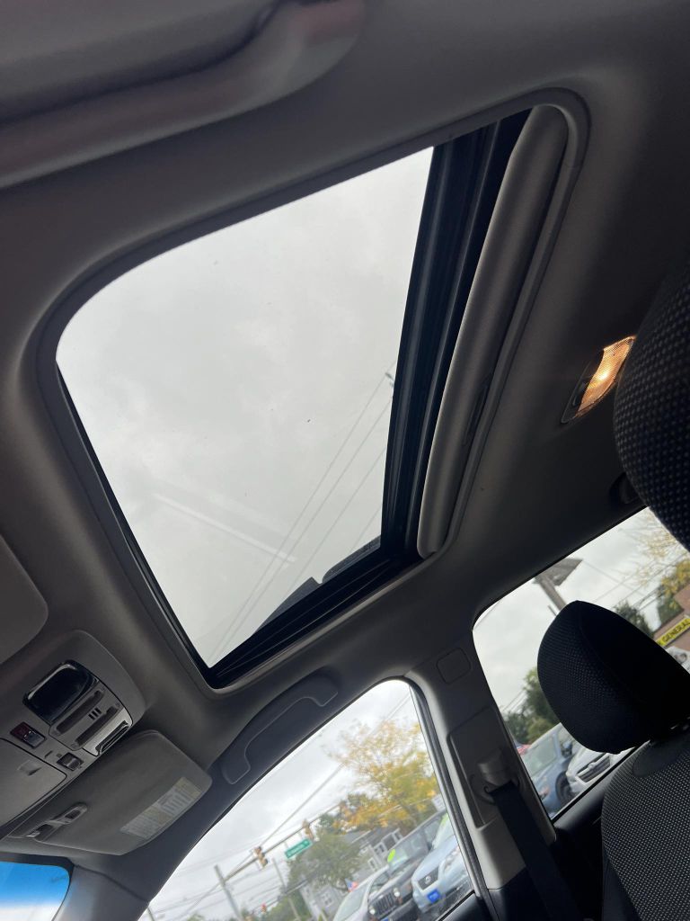 Photo 14 of this SUBARU OUTBACK