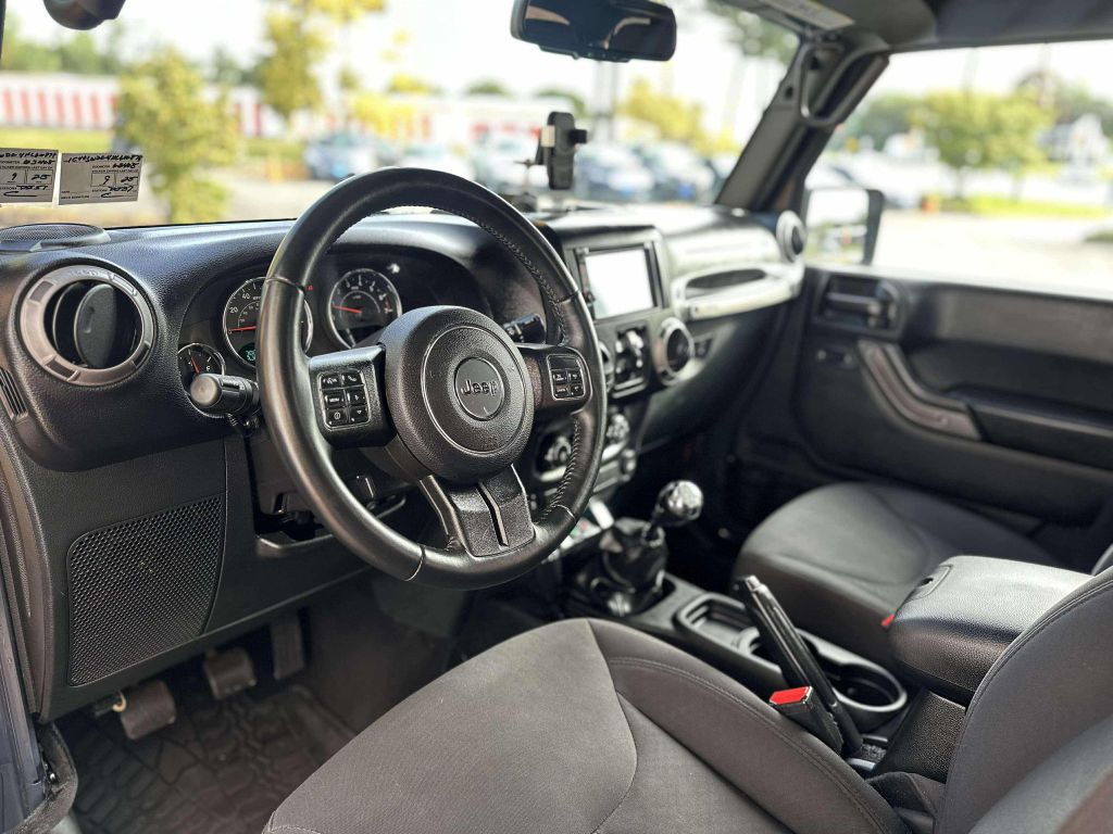 Photo 11 of this JEEP WRANGLER UNLIMI