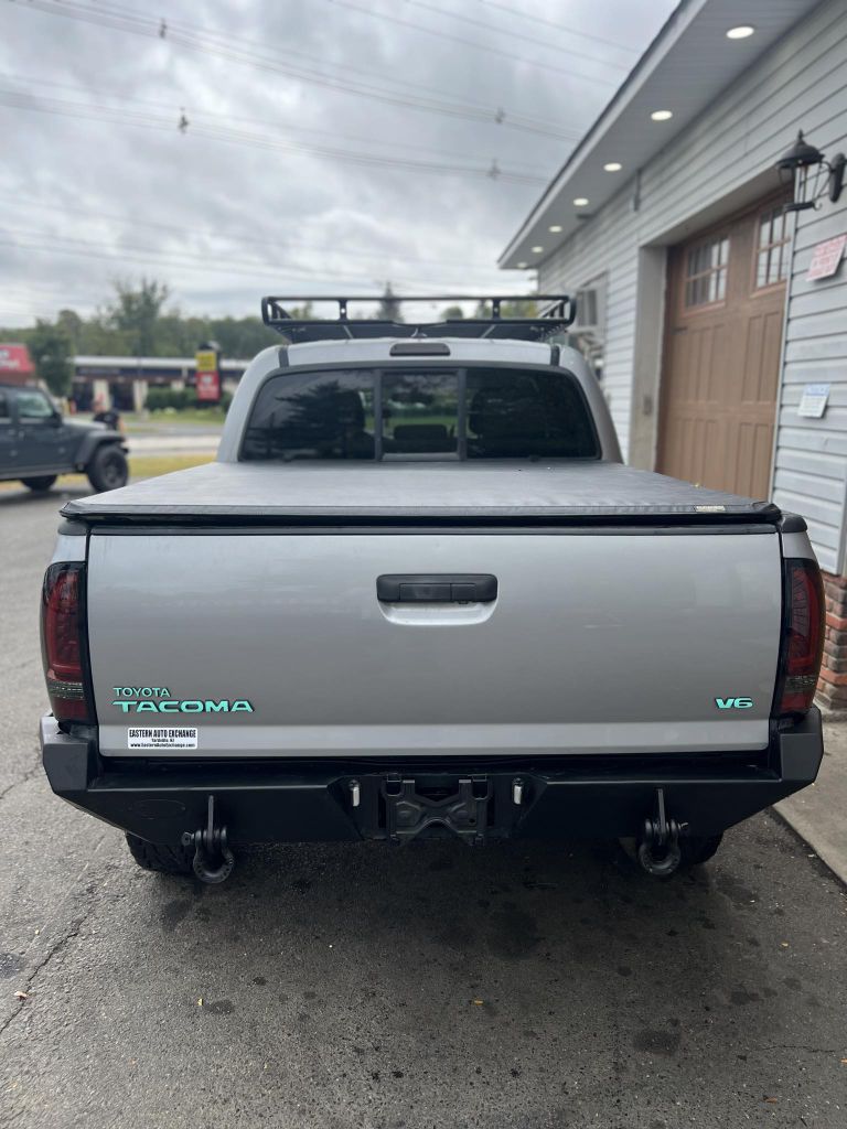 Photo 4 of this TOYOTA TACOMA