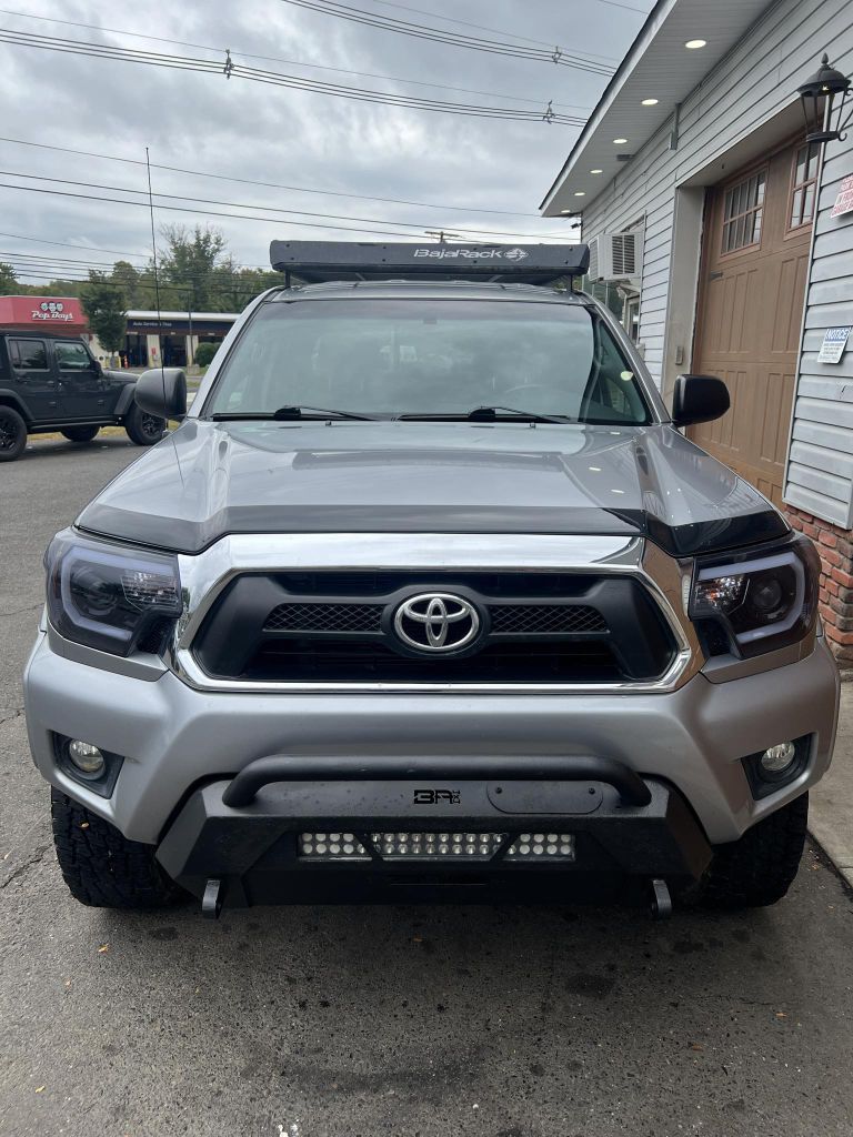 Photo 8 of this TOYOTA TACOMA