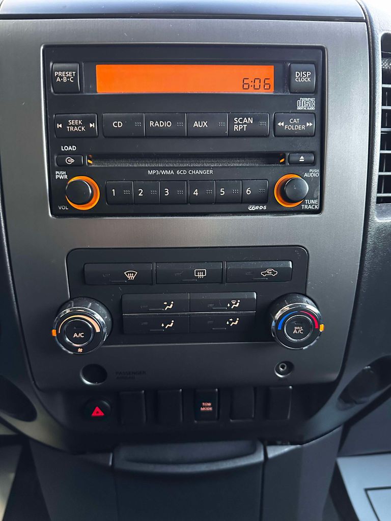 Photo 15 of this NISSAN TITAN