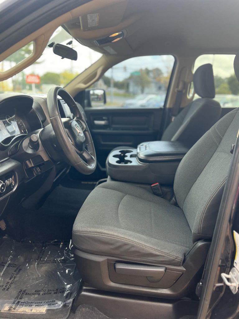 Photo 9 of this RAM 2500