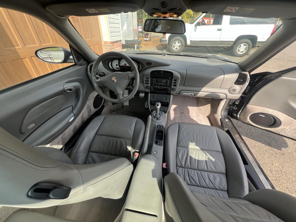 Photo 13 of this PORSCHE 911