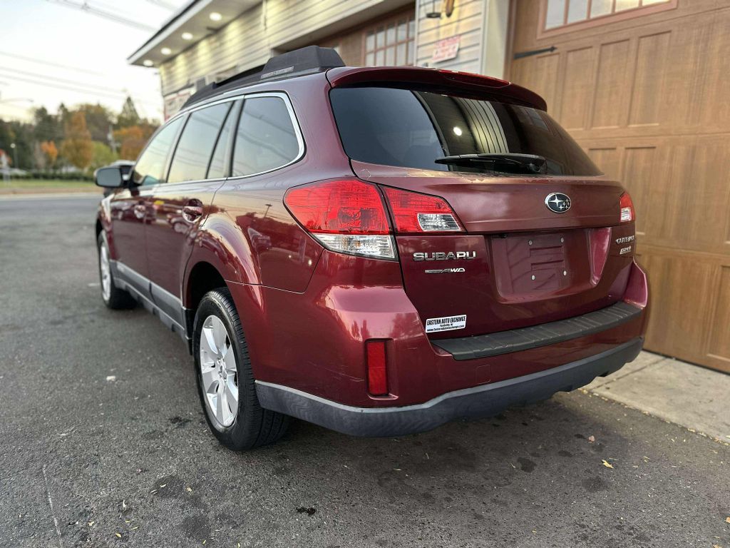 Photo 5 of this SUBARU OUTBACK