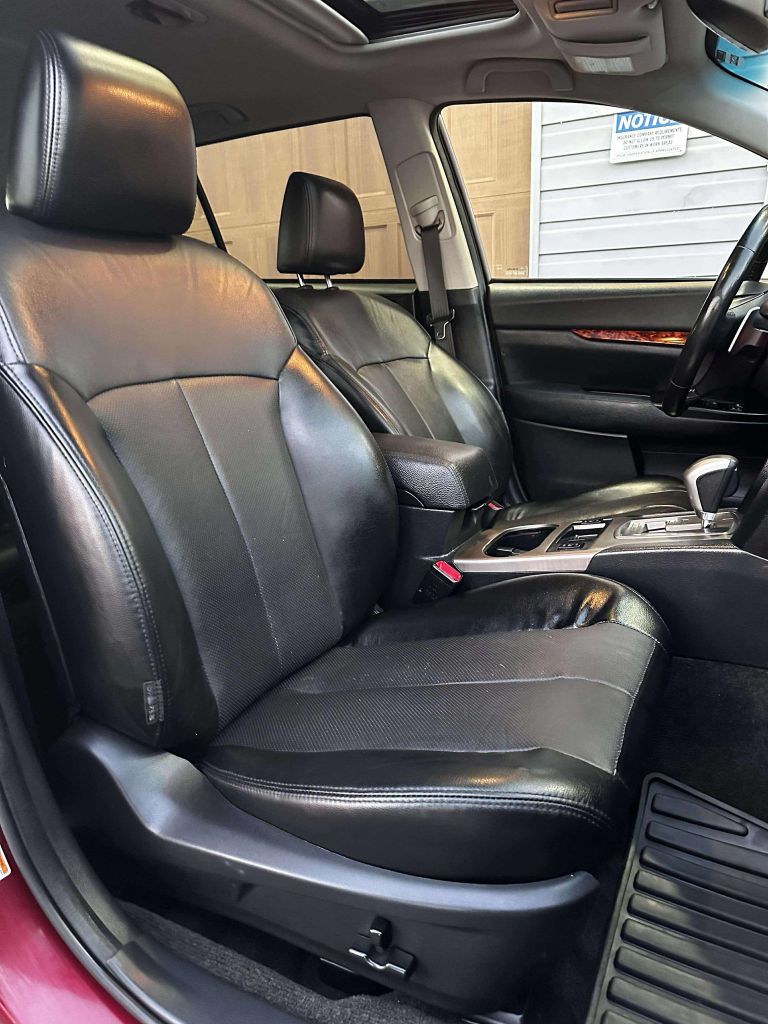 Photo 13 of this SUBARU OUTBACK