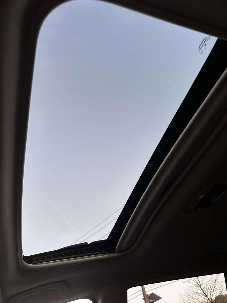 Photo 14 of this SUBARU OUTBACK