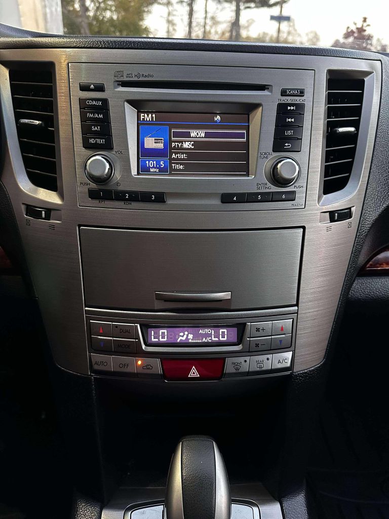 Photo 16 of this SUBARU OUTBACK