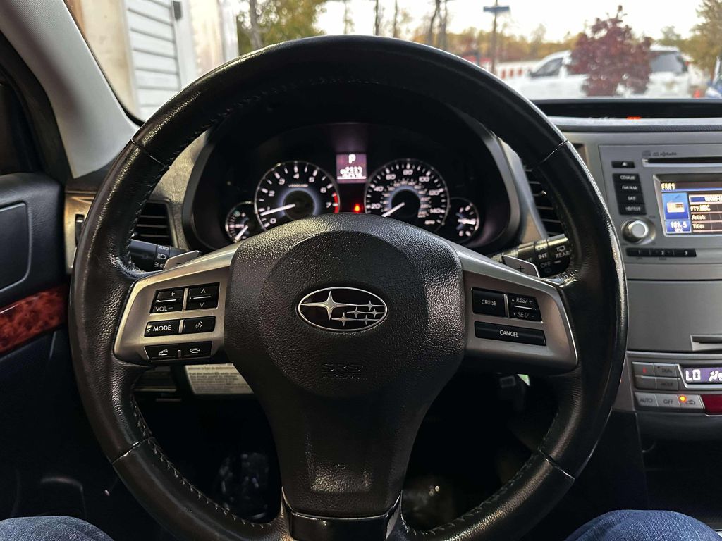 Photo 20 of this SUBARU OUTBACK