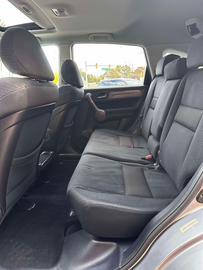 Photo 10 of this HONDA CR-V