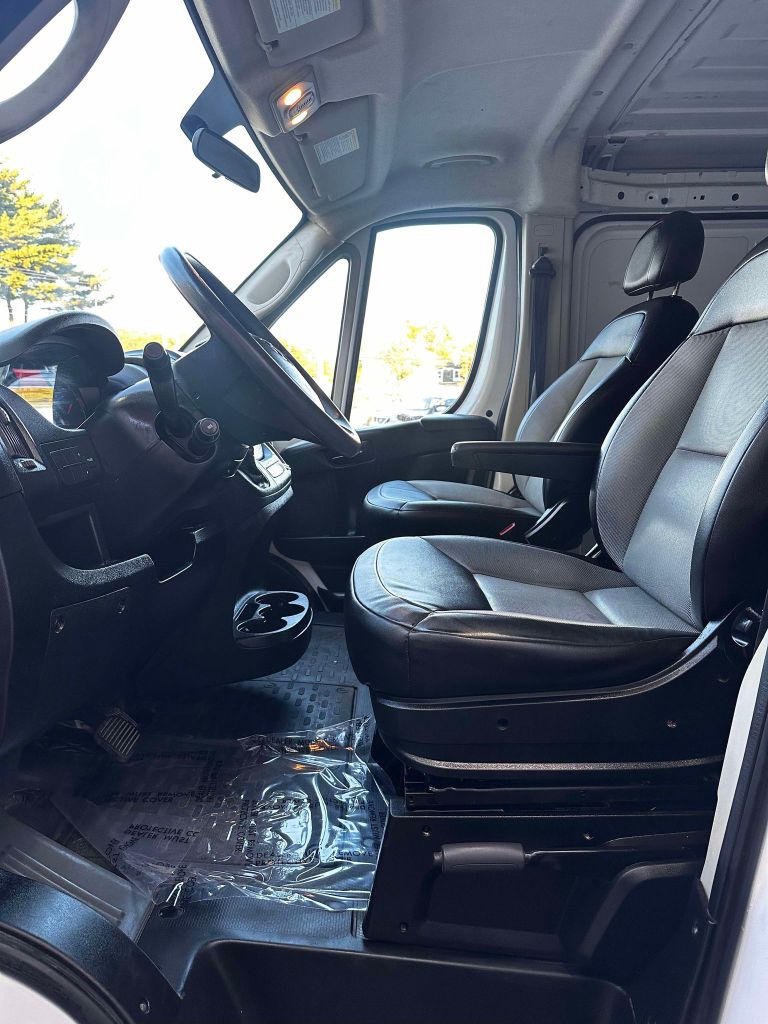 Photo 9 of this RAM PROMASTER 1500
