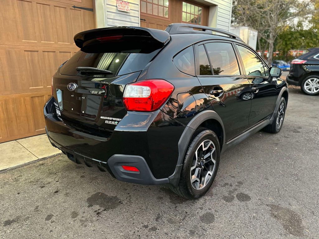 Photo 3 of this SUBARU CROSSTREK