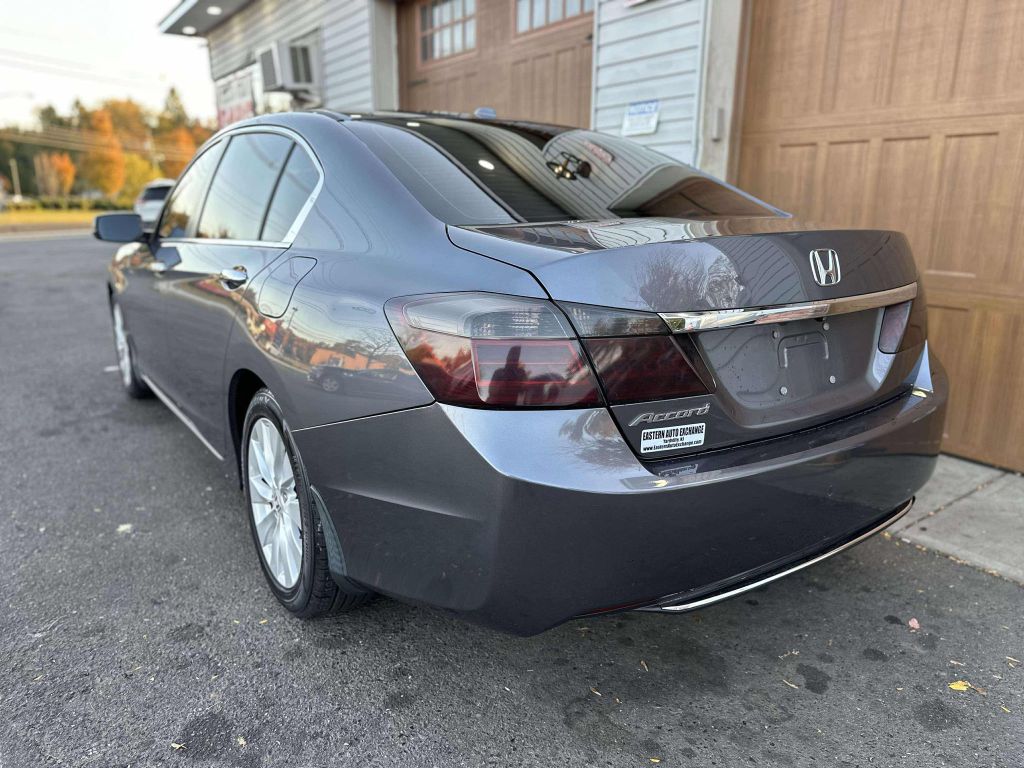 Photo 5 of this HONDA ACCORD