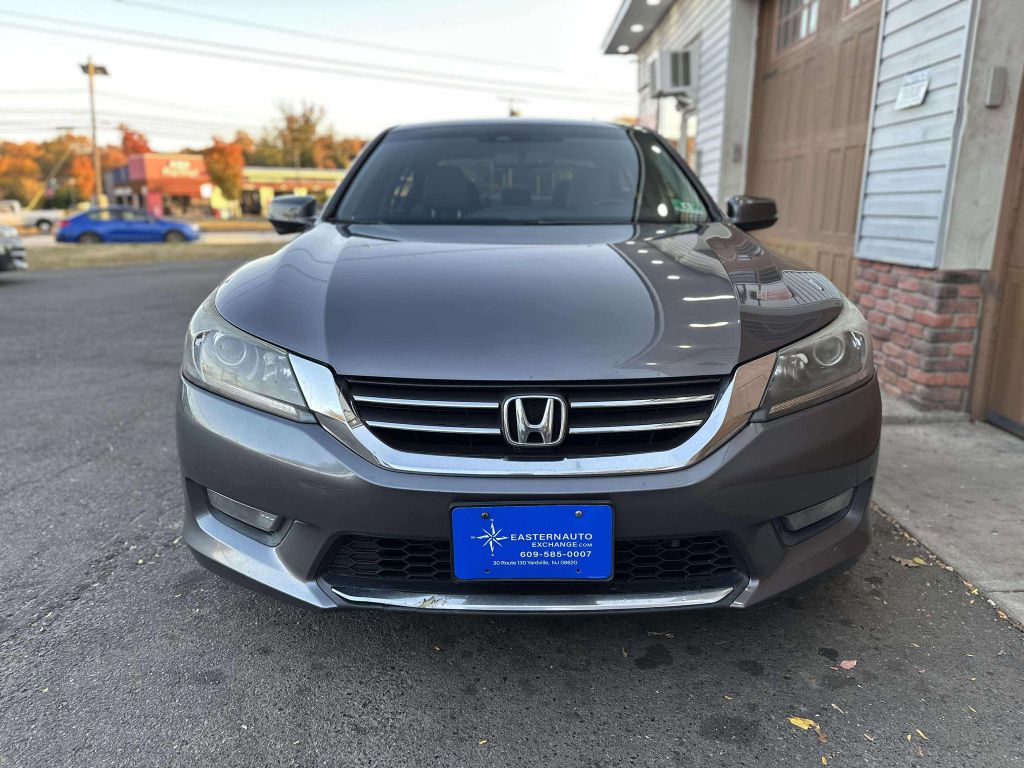 Photo 8 of this HONDA ACCORD
