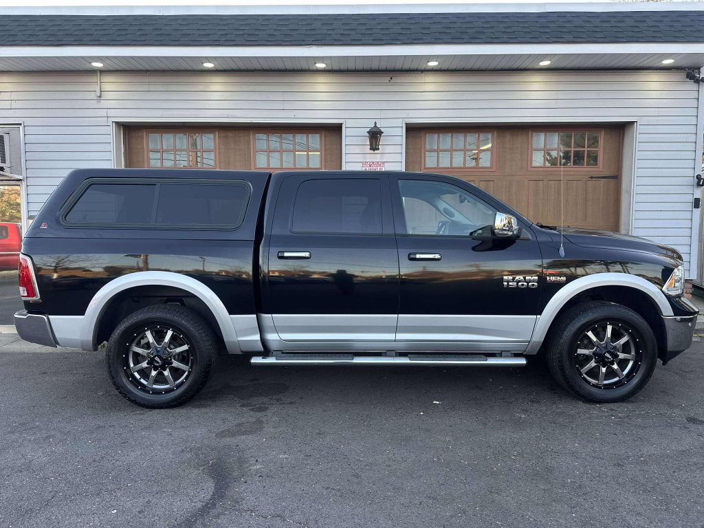Photo 2 of this RAM 1500