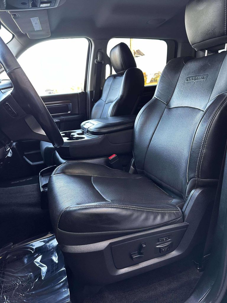 Photo 9 of this RAM 1500