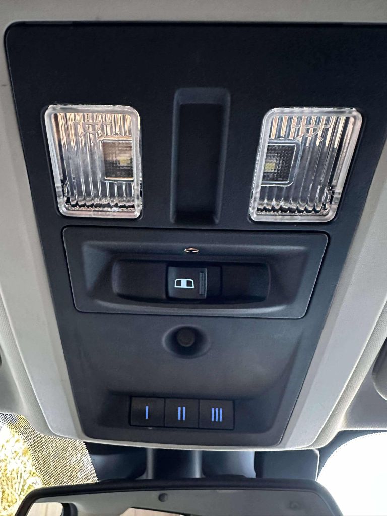Photo 17 of this RAM 1500